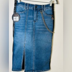 Faux leather and denim skirt